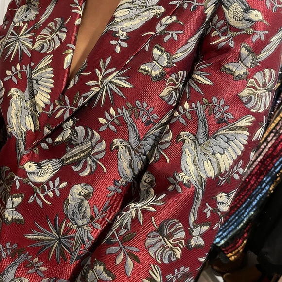 Roman USA MAROON BROCADE PRINT STRETCHED CUFF BLAZER (NWT) Size 6 - Picture 12 of 12